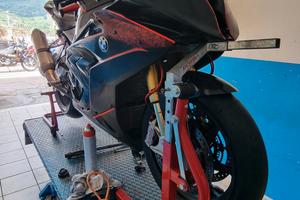 BMW S1000RR 