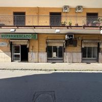 Locale con agibilita'