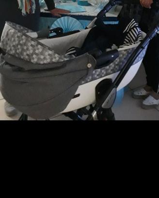 Carrozzina e passeggino estivo...
