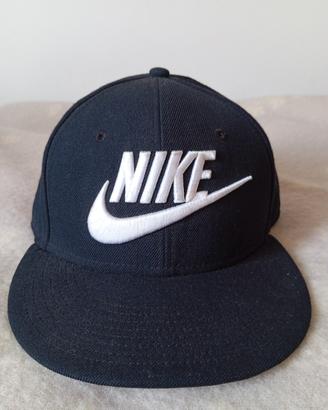 cappellino nike