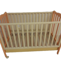 lettino in legno/ Kinderbettchen