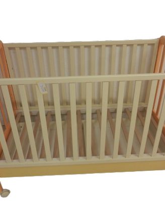 lettino in legno/ Kinderbettchen