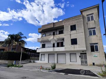 3 LOCALI A SANTA MARIA A VICO