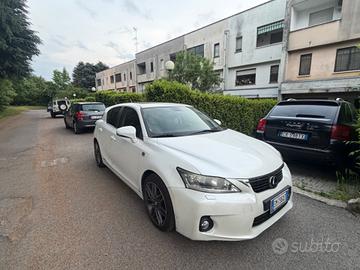 Lexus CT 200h Hybrid