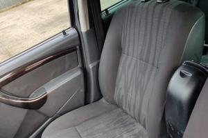 Sedile anteriore dx DACIA DUSTER del 2012