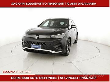 Volkswagen Tiguan 1.5 tsi ehybrid R-Line 204c...
