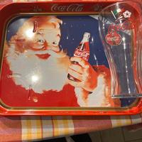 Vassoio e bicchiere Coca-Cola