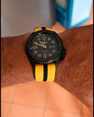 seiko 5 sports Bruce Lee SRPK39K1