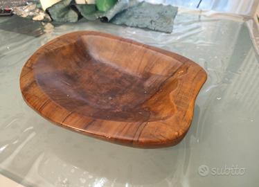 Svuotatasche Brutalità  20x30 legno Ulivo Corsica.