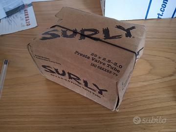 Camera fat bike Surly 29x2.5-3.0