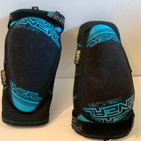 Gomitiere protezioni