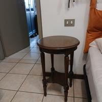 tavolino in legno 
