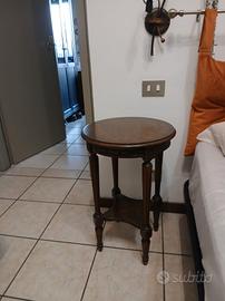 tavolino in legno 
