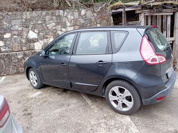 Renault scenic2010
