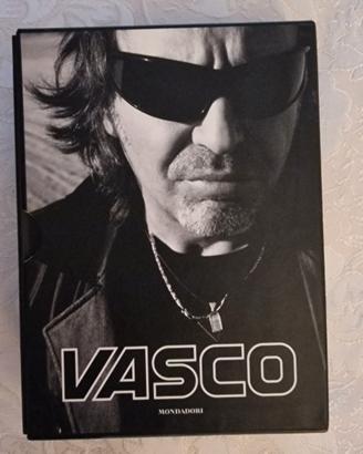 dvd ➕️ libro Vasco