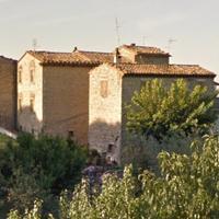 Casale in pietra semindipendente