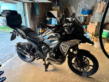 BMW Gs 1300 Triple Black