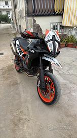 KTM 890 SMT 2025