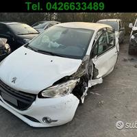 Ricambi usati PEUGEOT 208 RESTYLING 1.2 BENZ- HM01