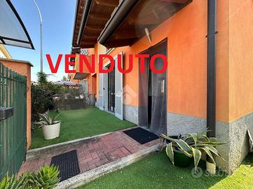 VILLA A SCHIERA D'ANGOLO A PESSANO CON BORNAGO