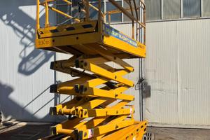 Piattaforma aerea HAULOTTE COMPACT 12