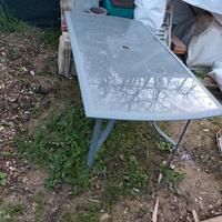 tavolo vetro da giardino 