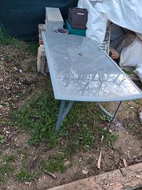 tavolo vetro da giardino 