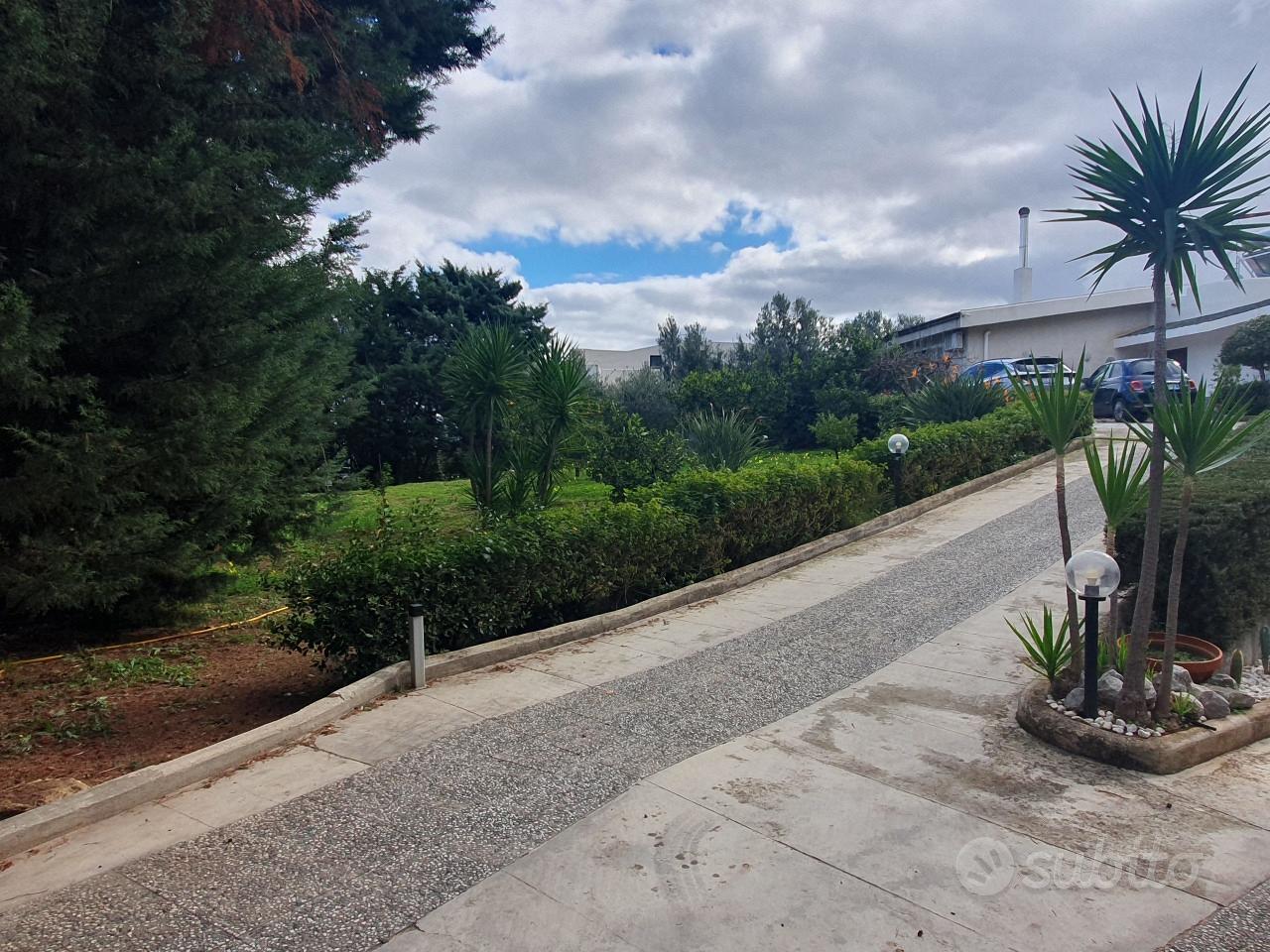 Subito VALUR IMMOBILIARE Villa a Palermo Ville singole e a