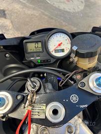 Yamaha YZF R6 - 2001