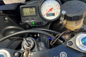 Yamaha YZF R6 - 2001