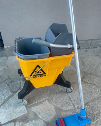 Carrello per panni in microfibra