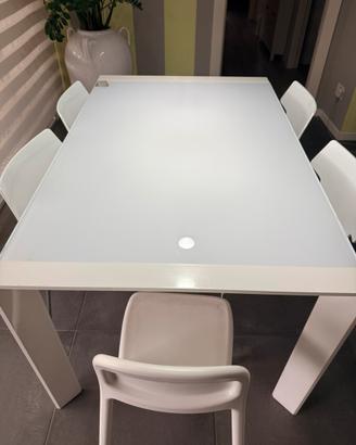 Tavolo da pranzo allungabile