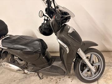 Scooter Scarabeo 200