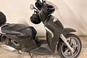 Scooter Scarabeo 200