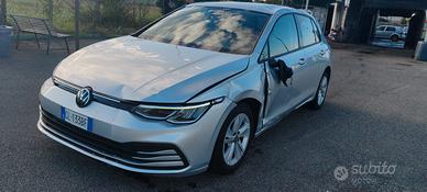 Volkswagen Golf 1.0 TSI EVO Life