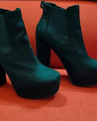 Stivaletti da donna numero 38 marca Estrada