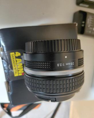 Nikon Z 28 f2.8 SE