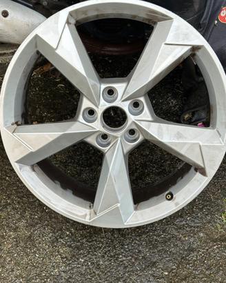 Cerchi ORIGINALI  da 19 x Audi Q3 Sporback  2022