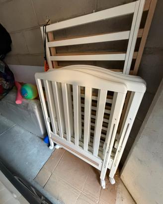 Foppapedretti Lettino neonato legno con cassettone