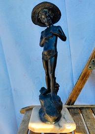 Statua in bronzo antica, perfetta e firmata, 41 cm