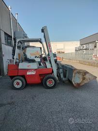 MULETTO LINDE CON  PALE E FORCHE 