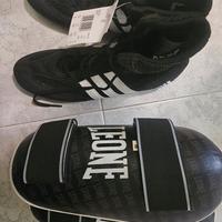 scarpe da box hog e parastinchi