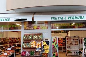 Vendita locale commerciale, utilizzo fruttivendolo