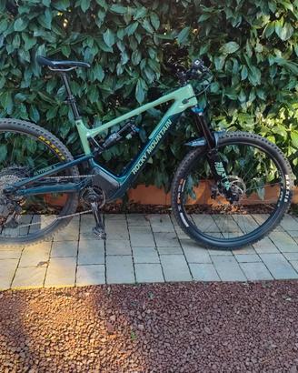 E-mtb Rocky Mountain altitude powerplay carbon 70