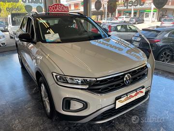 Volkswagen T-Roc 1.5 TSI ACT DSG Business BlueMoti