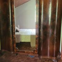 Armadio impiallacciato noce