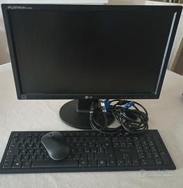 Schermo computer, tastiera,cavo,mouse