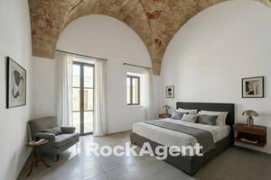 FABBRICATO RESIDENZIALE A RUSTICO IN CORSO DI COMP