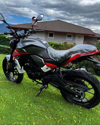 Moto 125cc a marce euro 5+ 4 tempi