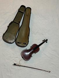 violino antico da restaurare o arredamento
